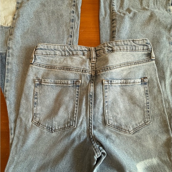 Flare Jeans With Patch Design On Leg Distressed Hem Size 7 28 Waist So Denim - Picture 4 of 8